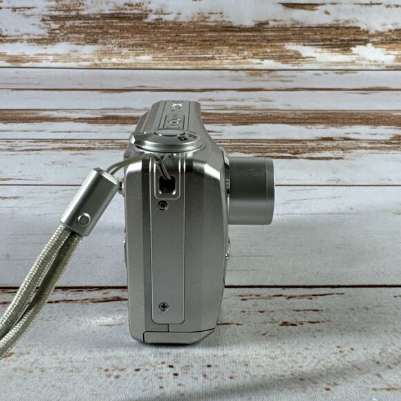Kodak EasyShare C713 7MP Digital Camera Silver Tested Works - Picture 2 of 5